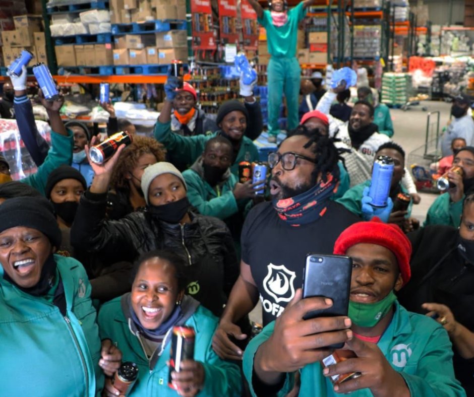 mofaya_official's tweet photo. #TBT โ You know what to do! Find your FAYA & share your favourite #MoFaya moment with us. Iza nazo! ๐ฅ๐ฅ๐ฅ
@djsbu #UmliloObandayo #IgniteYourMind #KhonDrinkYaseKasi #MofayaOfficial #MoFaya #MoFayaEnergyDrink #MoFayaSoftDrink #MoFayaGear #ThrowBack #WeekendActivation https://t.co/fGnPnLv5Y5