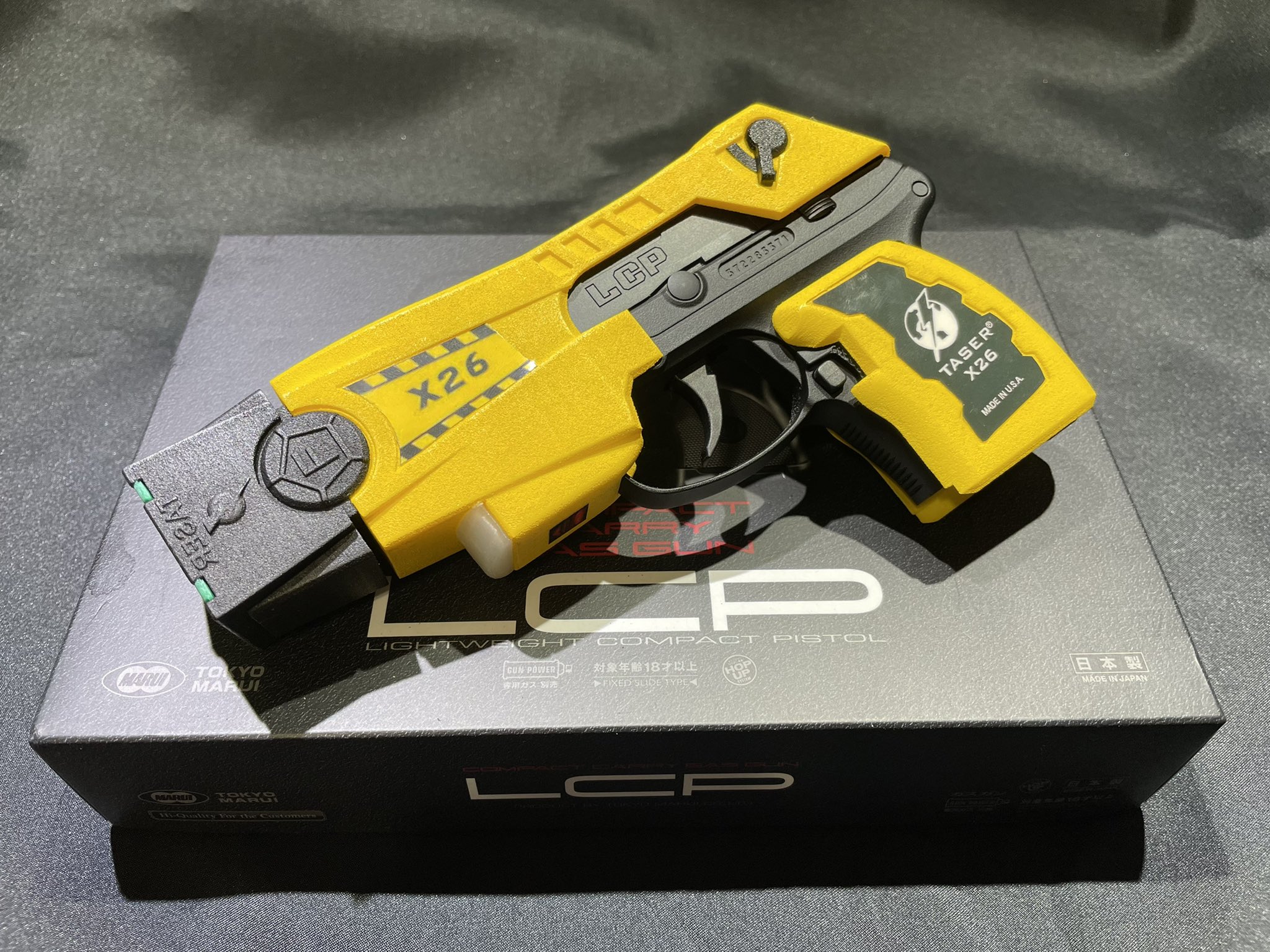 x26 テーザーガン 塗装済み LE装備 X26タイプ ダミーテーザーガン - ミリタリーショップ マイトリー