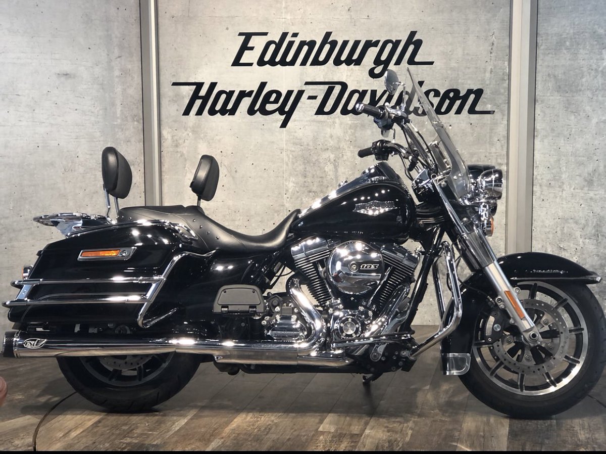 EdinburghHarley's tweet photo. Rolling in the door!! Touring Road King! Mileage 8,148 65 plate! Available now for more information contact us https://t.co/ybFf8mNtcd https://t.co/dXrwh4Wt7X