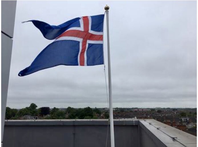 Gleðilega þjóðhátíð! happy national day of Iceland - from the Honorary Consulate ⁦<a href="/WCllpSolicitors/">Wilkin Chapman Rollits</a>⁩ in #Grimsby 🇬🇧 🇮🇸. Grey skies today, but some wind to show the flag better! ⁦<a href="/IcelandinUK/">Iceland in UK 🇮🇸</a>⁩ ⁦<a href="/GrimsbyFishing/">GRIMSBY FISHING HERITAGE CENTRE</a>⁩ ⁦⁦<a href="/GrimsbyFMA/">SeafoodGrimsbyHumber</a>⁩