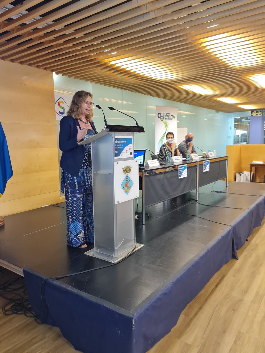 bamboopress's tweet image. &quot;Si volem solucionar el problema del CO2 el que cal fer és que les solucions arribin directament als ciutadans, veïns i comunitats que són els grans prescriptors d&apos;aquests programes&quot;. 
#Sostenibilitat #Inmobiliaris