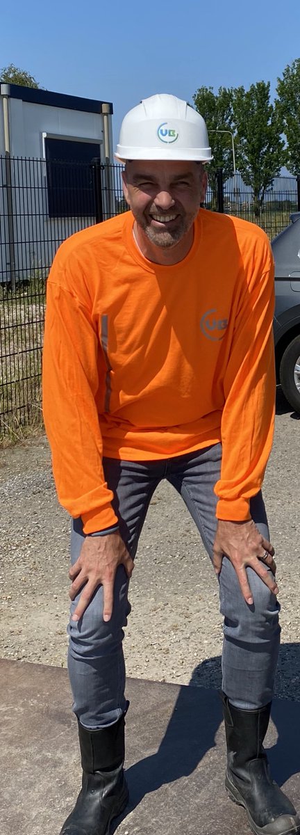 Ready to support our National Team! Planning to watch the game tonight without the helmet! #safetyfirst #netaus #oranje