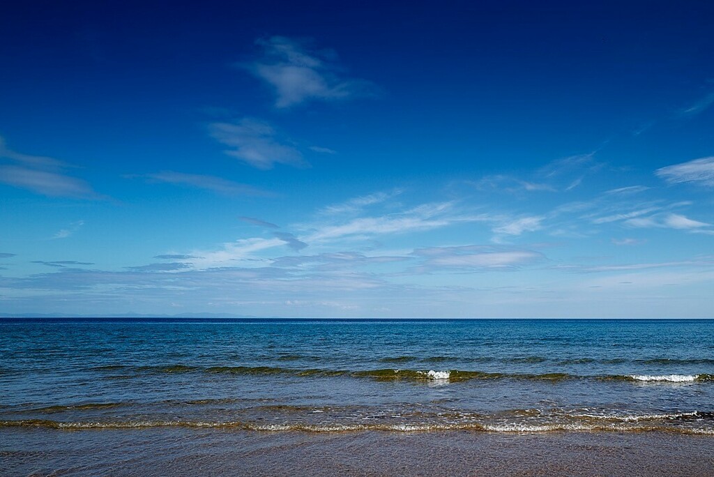 hughhamilton's tweet photo. Sutherland Hill at 3 miles
.
.
#lossiemouth #westbeach #beach #Moray #Sutherland #hills #distance #Scotland #sand #clouds #sky #sea #view #blue #june #color #light #58north #leica #leicaq2 #eizo #captureonepro21 #ideasonphotography Sand, Sea, Sky at Lossiemouth Sutherland Hi… https://t.co/C6jJ5Sjaca