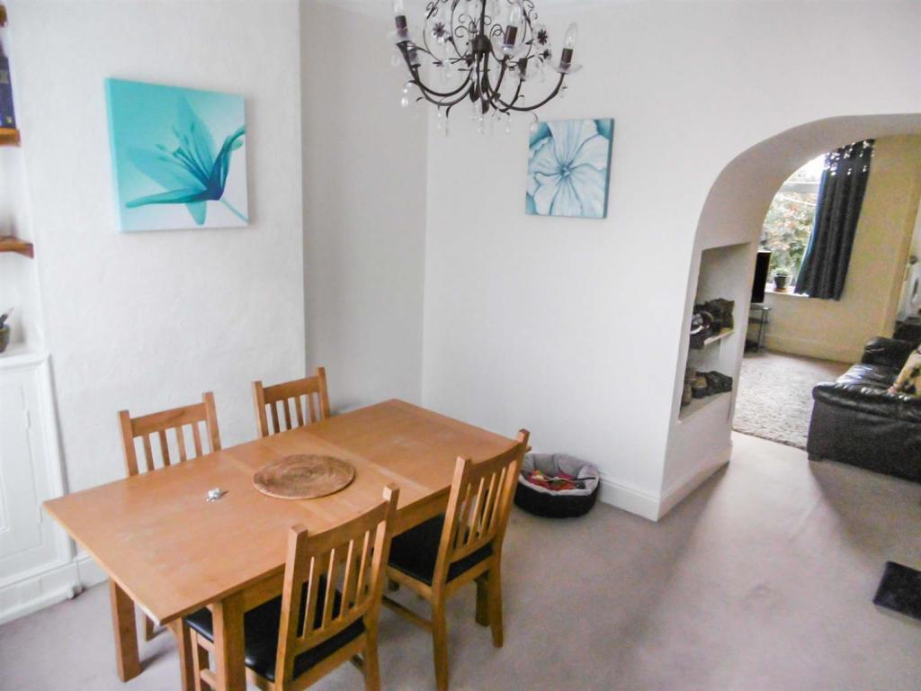 berkleyestates's tweet photo. ⭐ Great Investment Opportunity ⭐ 

🛏️ Two Bedroom Mid Terrace Property
📍 Newfoundpool
⛓️ No Upwards Sales Chain

💷 £160,000

Contact 0116 254 4755 or email leicester@berkleyestates.co.uk to arrange your viewing. 

For more information please visit https://t.co/8eAbXCzf34 https://t.co/n9RRI7vmWW