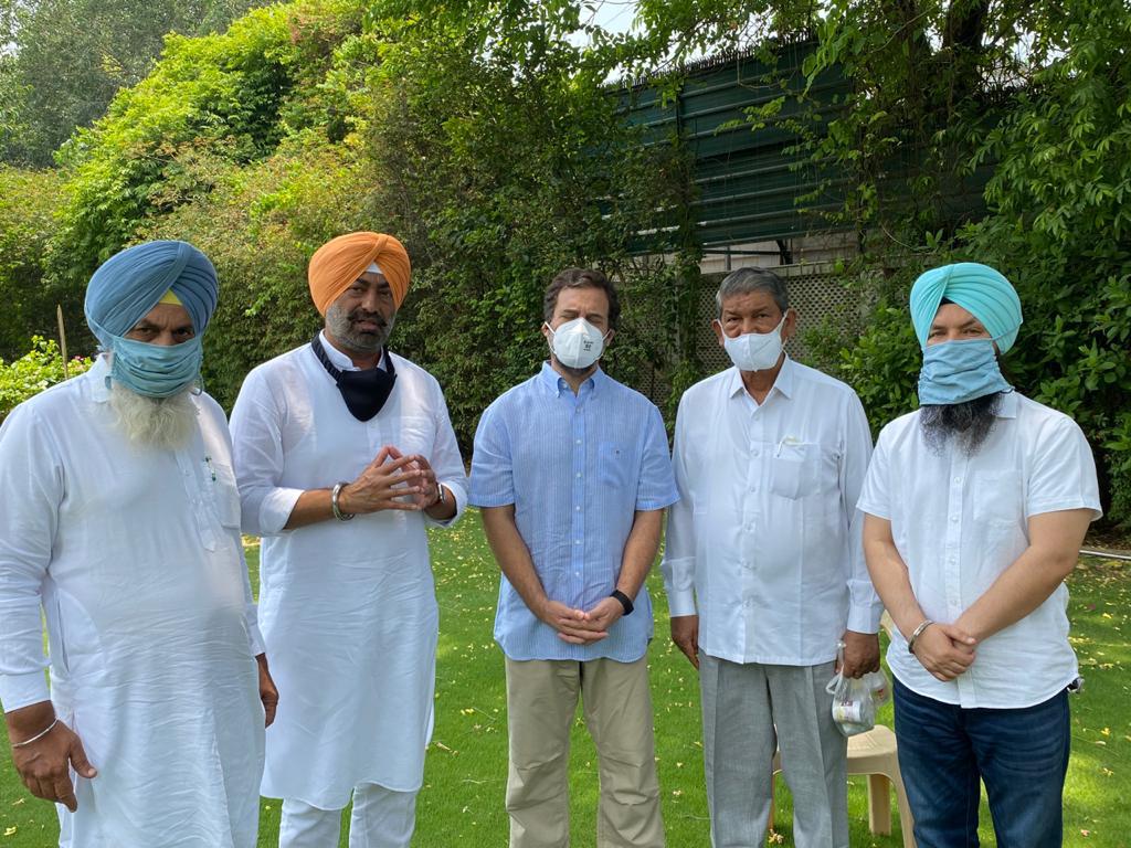 RajeevJoseph12's tweet photo. Three Punjab Ekta Party MLAs namely former Leader of Opposition (Punjab) Sardar Sukhpal Singh Khaira (MLA Bholath); Sardar Jagdev Singh (MLA Maur); and Pirmal Singh (MLA Bhadaur) met Rahul Gandhi @ 12 Tughlaq Lane, New Delhi today and announced the party’s merger in INC. https://t.co/npd9RXbSto