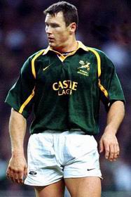 Happy birthday to Springbok no: 720 Trevor Halstead(School: Kearsney College) Test summary: Tests: 6 Tries: 3
First Test: 10 Nov 2001 at the age of 25