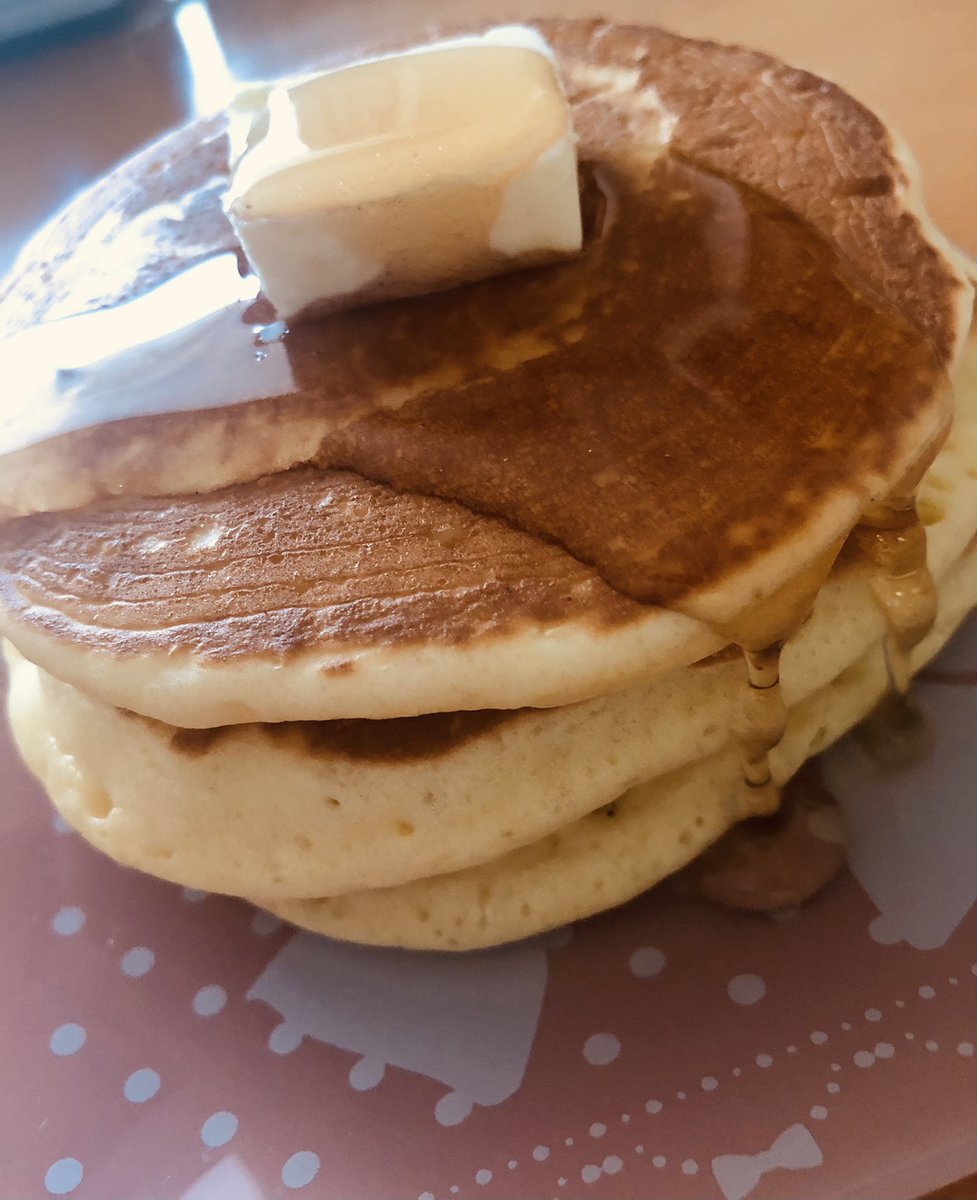 牧之原ヤマ 女子力のmknhr ただのホットケーキなのにしっかりメレンゲ作ってすごくふわふわ