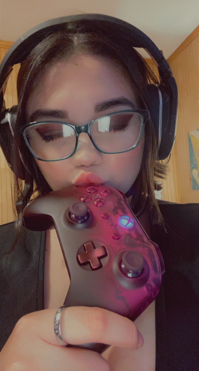HighYeti's tweet photo. Love my magenta 😍 https://t.co/s1AjUNgKPZ