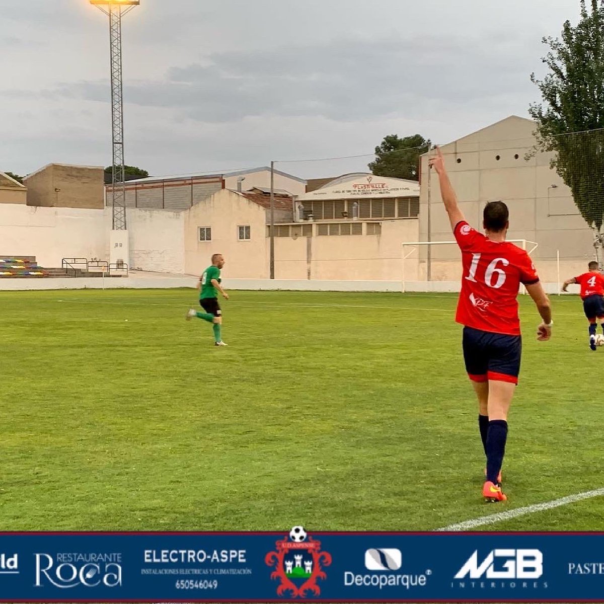 U.D. Aspense tweet media