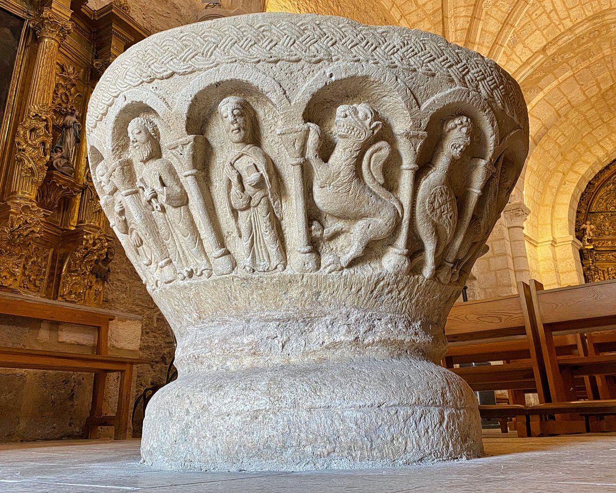 Románico en España tweet media