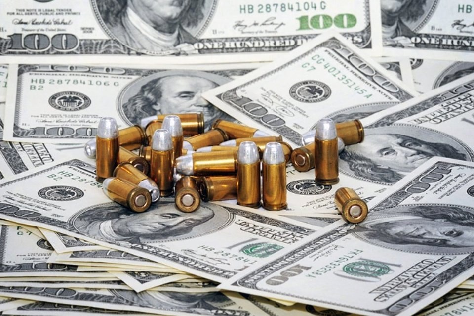 BrandprotectPro's tweet photo. The production and distribution of counterfeit goods is a very profitable business, and not only small fraudsters, but also representatives of large criminal groups realized this.

To learn more, follow this link 👇
https://t.co/Chm0S6d2fF https://t.co/mfoeFVg78G