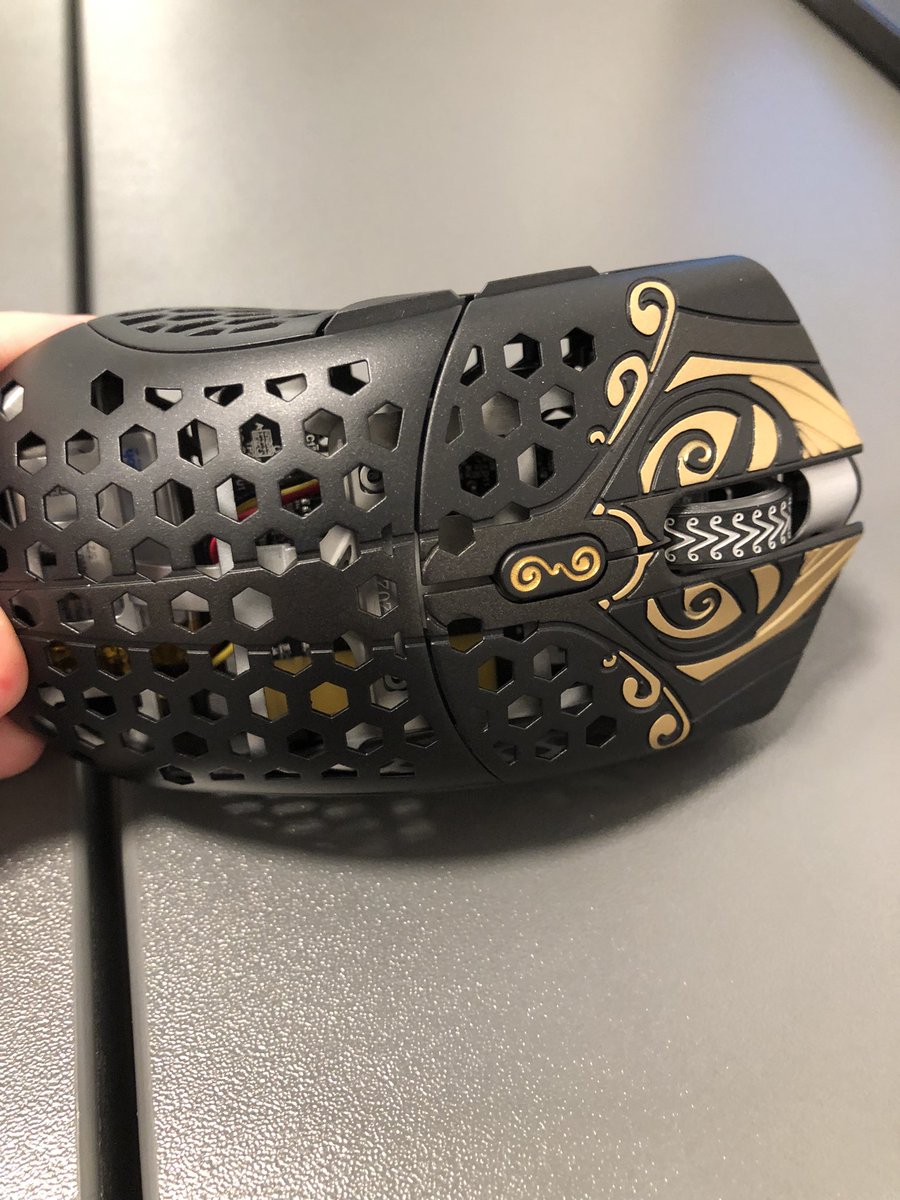 EnousFN's tweet photo. Look what i got  : ) @finalmouse #bestmouse https://t.co/uVLbPo07oP