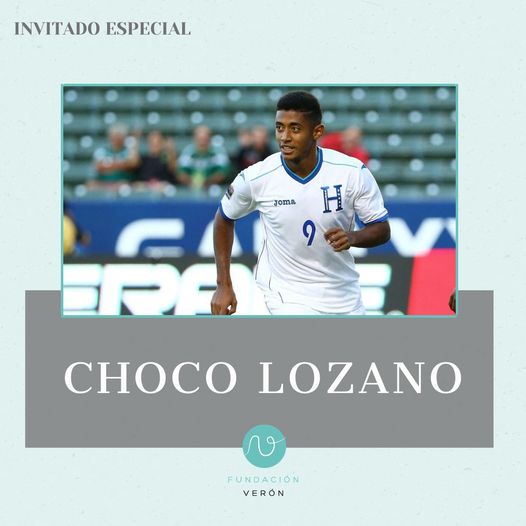 FundacionVeron's tweet photo. Mañana viernes 18 a las 12h contaremos con un invitado muy especial, el Choco Lozano⚽Estará en directo desde nuestra página de Facebook #FundacionVeron 👇https://t.co/D94LJdC4jw 

#ChocoLozanoConLaFundacionVeron #Honduras #España #Solidaridad https://t.co/KQetsmA3tC