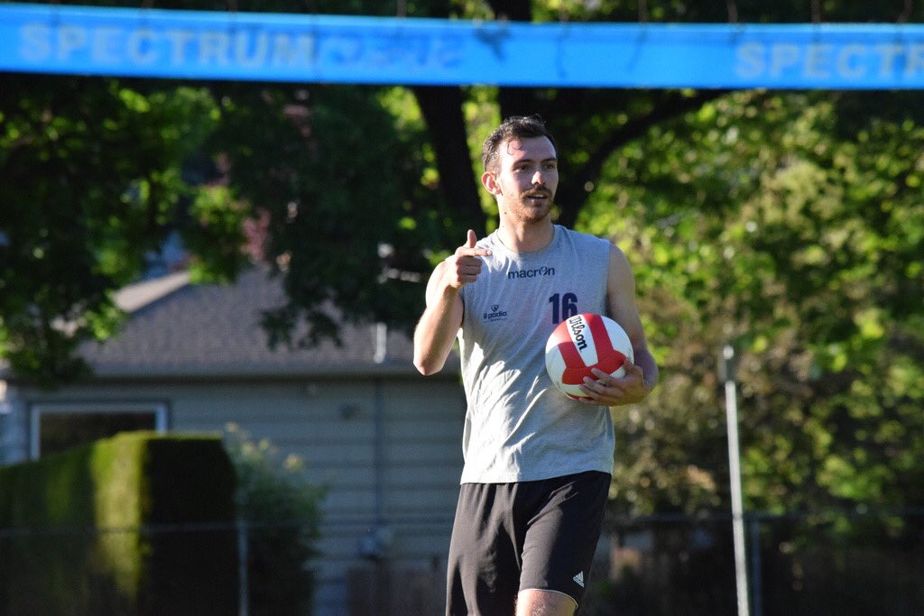 Feels SO good to be back! 

Week 1 of Reverse 2s in the books! 

Back at it tomorrow for Co-Ed 3s!