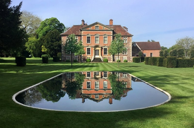 HeritageWSHC's tweet photo. Looking for something to do this weekend? On Saturday 19th June #Urchfont Manor is opening it's garden to the public for the 1st time as part of the National Garden Scheme. More info here: https://t.co/ioCxeC8Qui
#gardens #Wiltshire @NGSOpenGardens https://t.co/8Klxctv8qG