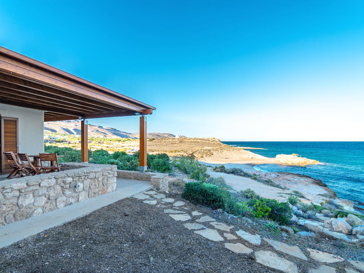 cretetravel's tweet photo. Do you keep secrets?
#takemethere: https://t.co/7XzfaYXOz7
#SecretEscapeHouse #SecretVillaXerokamposCrete #SeaViewHouse #CreteTravel #TheCreteYouAreLookingFor https://t.co/32kiP88Qbs
