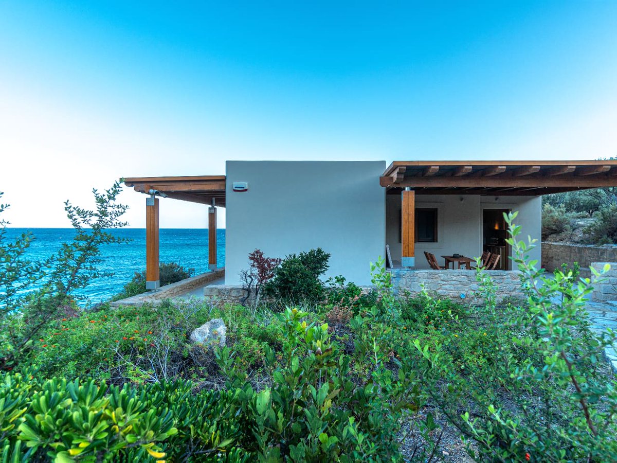 cretetravel's tweet photo. Do you keep secrets?
#takemethere: https://t.co/7XzfaYXOz7
#SecretEscapeHouse #SecretVillaXerokamposCrete #SeaViewHouse #CreteTravel #TheCreteYouAreLookingFor https://t.co/32kiP88Qbs