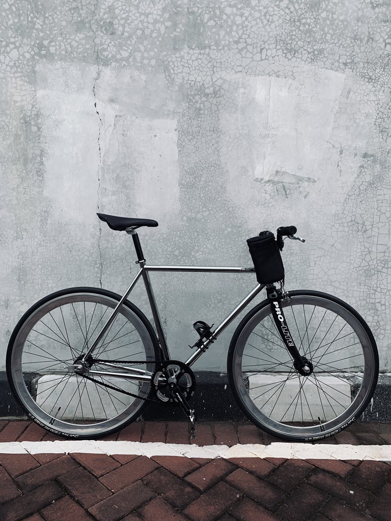 Espingnem2's tweet photo. Blb track #fnfjb size 53 7,5jt https://t.co/kSN2OVIGiA