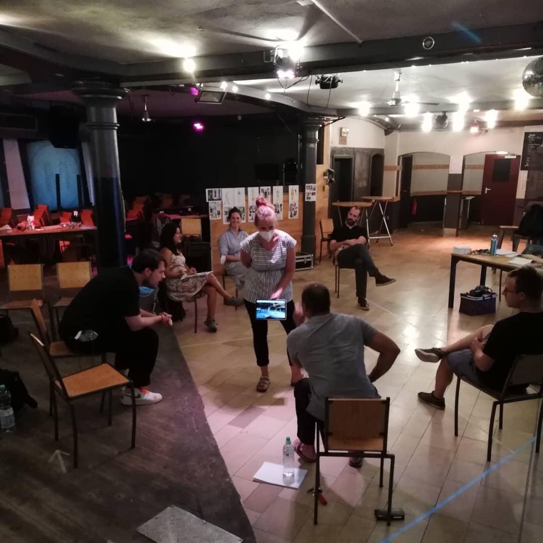 OperOberpfalz's tweet photo. Endlich!! Konzeptionsgespräch und szenische Proben für unsere Uraufführung der Kammeroper inSOMNIA von @raphael_fusco beginnen in Regensburg! Premiere am 15.7.2021 in Amberg - stay tuned!! #OFO #OpernfestivalOberpfalz #inSOMNIA #Weltpremiere #wirfeiernOper https://t.co/5AUgRG2VZ3