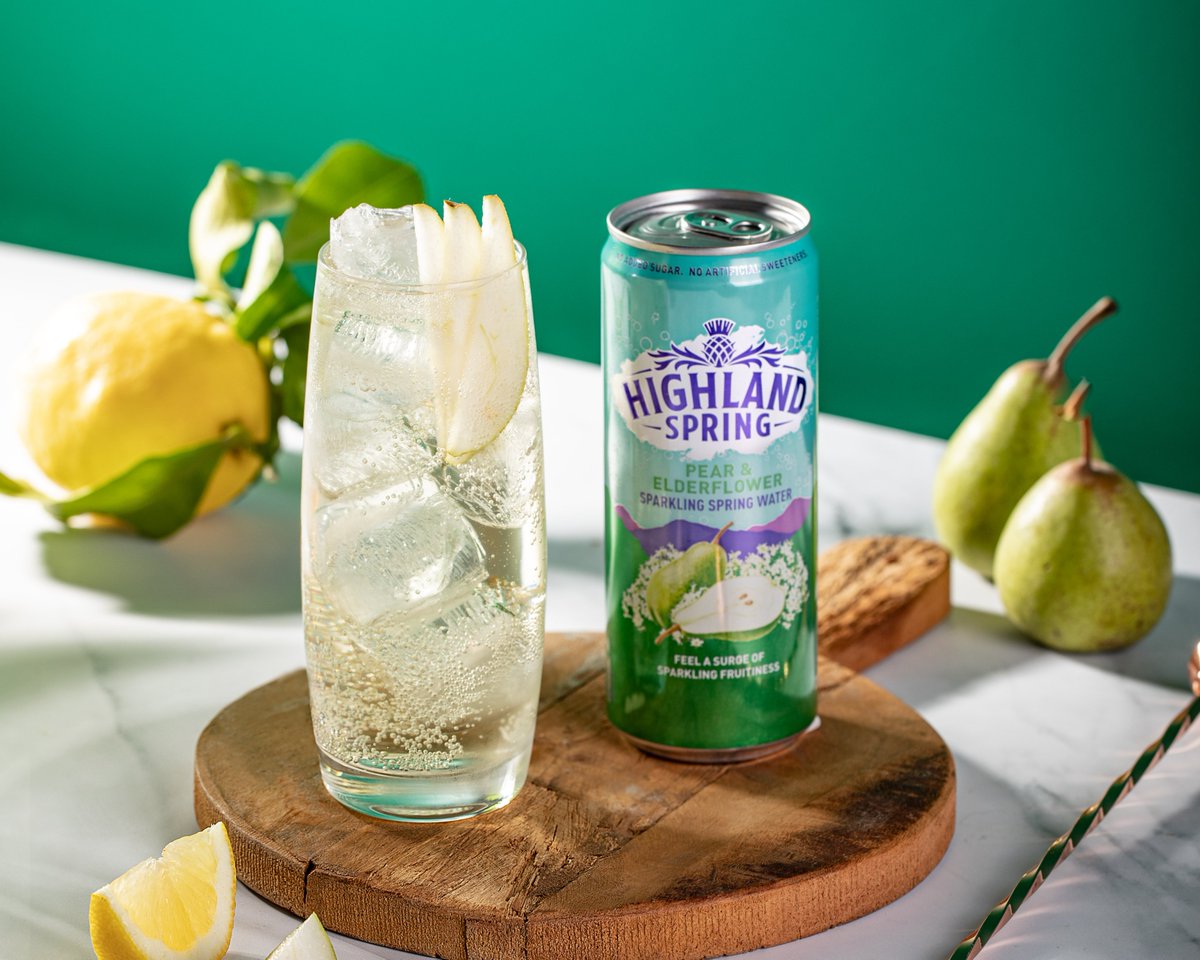 HomeMoveBoxLtd's tweet image. For a bubbly boost when you’re on the move, pop a Highland Spring Sparkling Fruit Can from @Highland_Spring into your bag and you’ll be all set for the day. Combining natural source spring water with natural fruit flavours, it's going to be a hit with thirsty movers!
#homemovebox