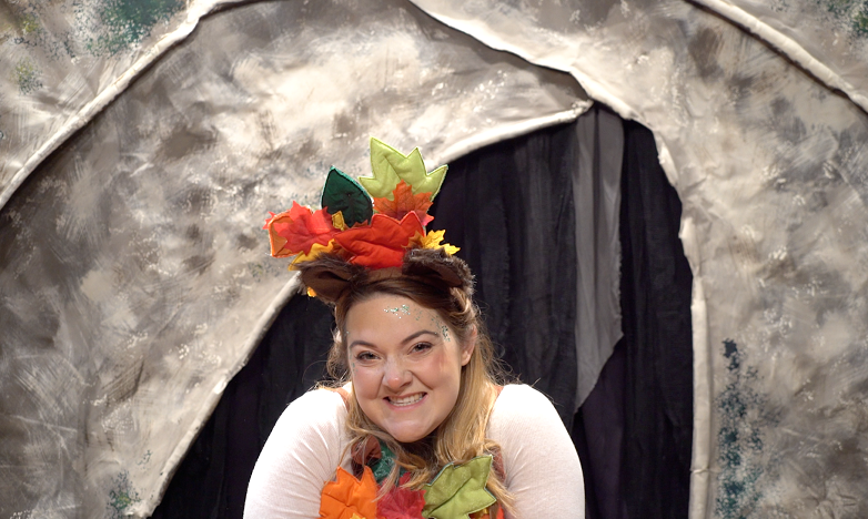 Moononastickuk's tweet photo. Show day!! Who's coming to our @ThePlaceBedford performances? If you're in London you can catch us @PoplarUnion on the 26th too. We've got our show #glitter on, & we're ready to entertain bubbas! #babytheatre #babyshow #babyactivity #bedford #london #babygroup #firsttheatre https://t.co/tJRnf7IssU