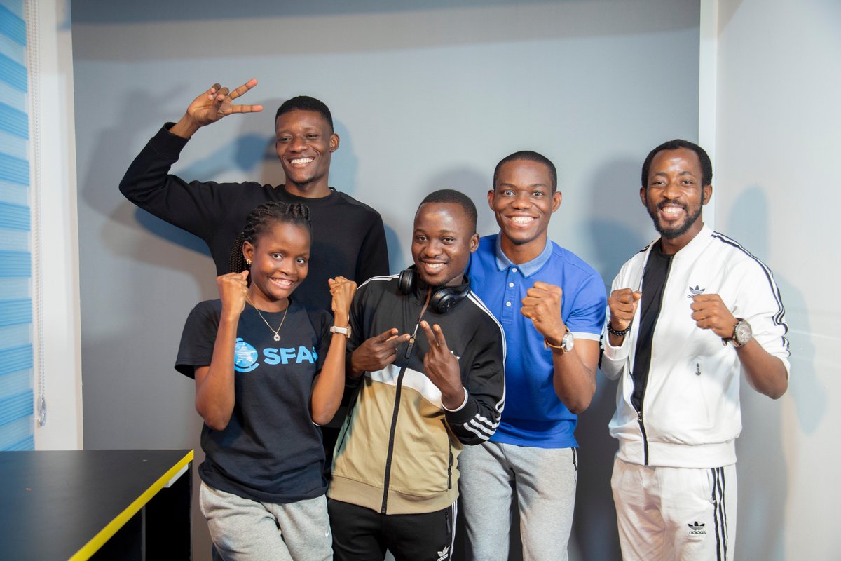 sfanonline's tweet photo. We're Stars From All Nations, the alternative education company for the young &amp; ambitious.

We're building frameworks that help Africa's young geniuses live to their best potentials.

We know NO LIMITS. Our imagination and unique sensibility guide us.

This is family business! https://t.co/L72smeuntE