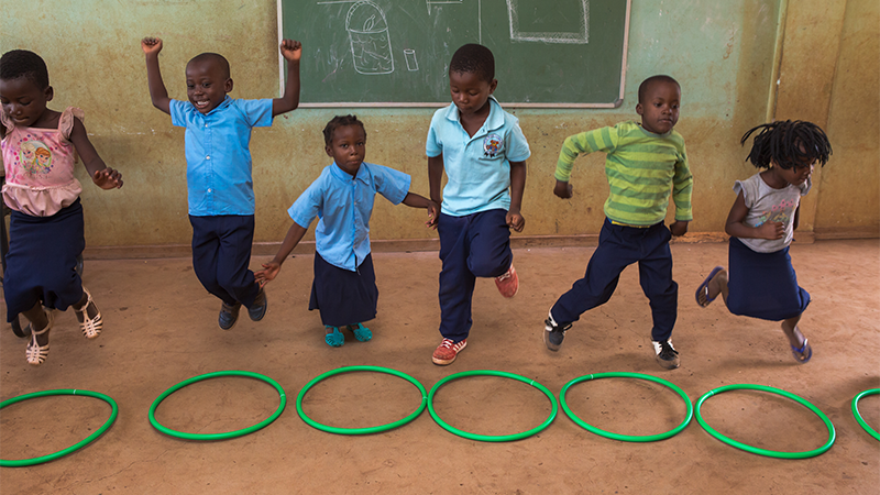 Kom ons team versterken! We zijn op zoek naar een Institutionele fondsenwerver en een content creator. Wie weet ben jij of ken jij de perfecte kandidaat! righttoplay.nl/nl/national-of…