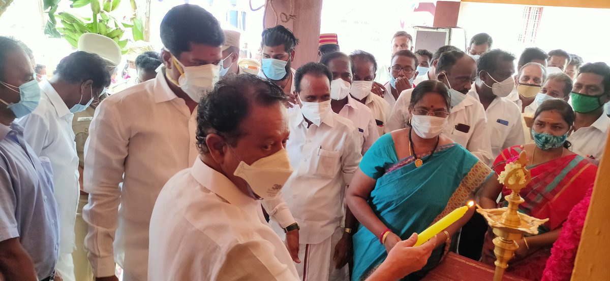 KPonmudiMLA's tweet photo. மாண்புமிகு தமிழ்நாடு முதலமைச்சர் @mkstalin அவர்களின் ஆணைக்கிணங்க  விழுப்புரம்  வழுதரெட்டி  பாலாஜி நகரில் புதிய நியாய விலைக்  கடையை மக்கள் பயன்பாட்டிற்காக  திறந்து வைத்தேன். https://t.co/nxxldle7QU