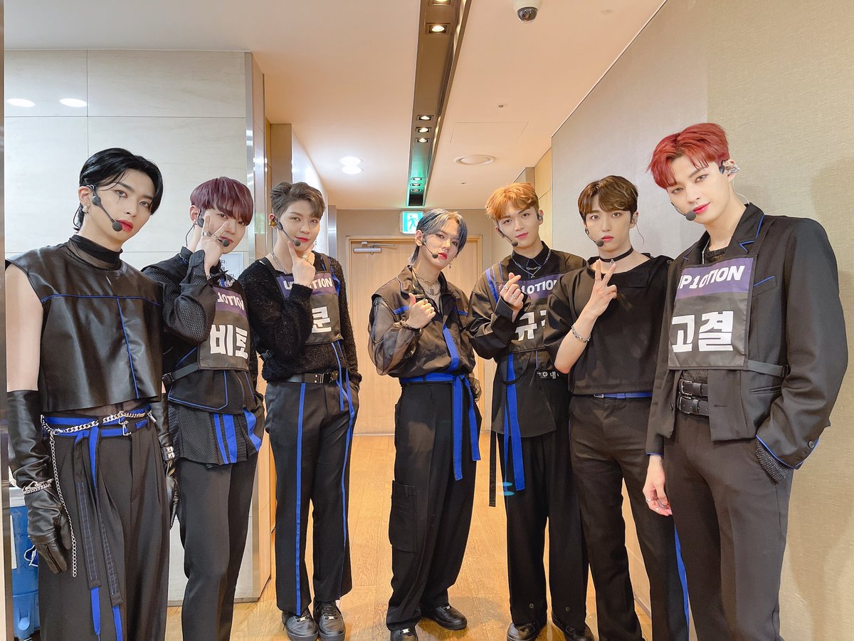 UP10TION's tweet photo. 기다리고 기다리던
'SPIN OFF' 컴백 첫 무대 💛

잠시 후 6시, 다 같이 외쳐 허니텐!
🎵Let's SPIN OFF🎵

우리 모두 본방사수 🍯💛

#업텐션 #UP10TION #CONNECTION #SPIN_OFF
#Mnet #엠카운트다운 #MCOUNTDOWN https://t.co/nt6gmOLCRm