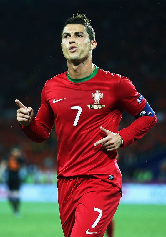 TeamCRonaldo's tweet photo. Cristiano Ronaldo has 19 G/A in 22 games at the Euros 🔥 https://t.co/n6EJIRqQ04