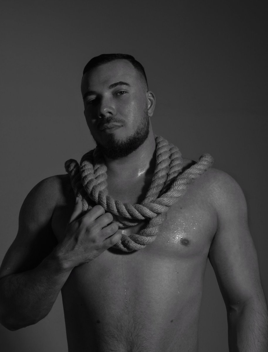 Гаргантюа tweet media