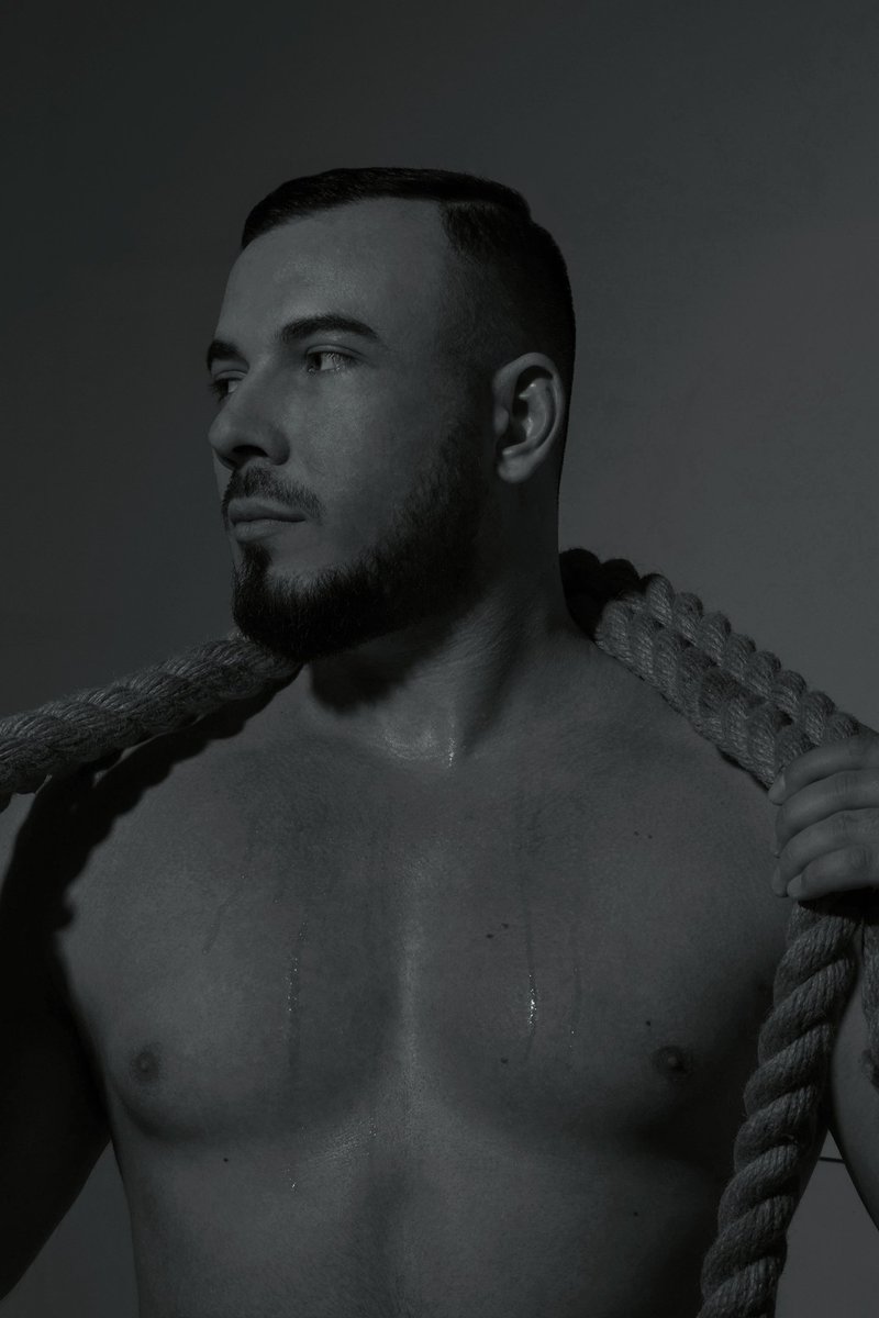 Гаргантюа tweet media