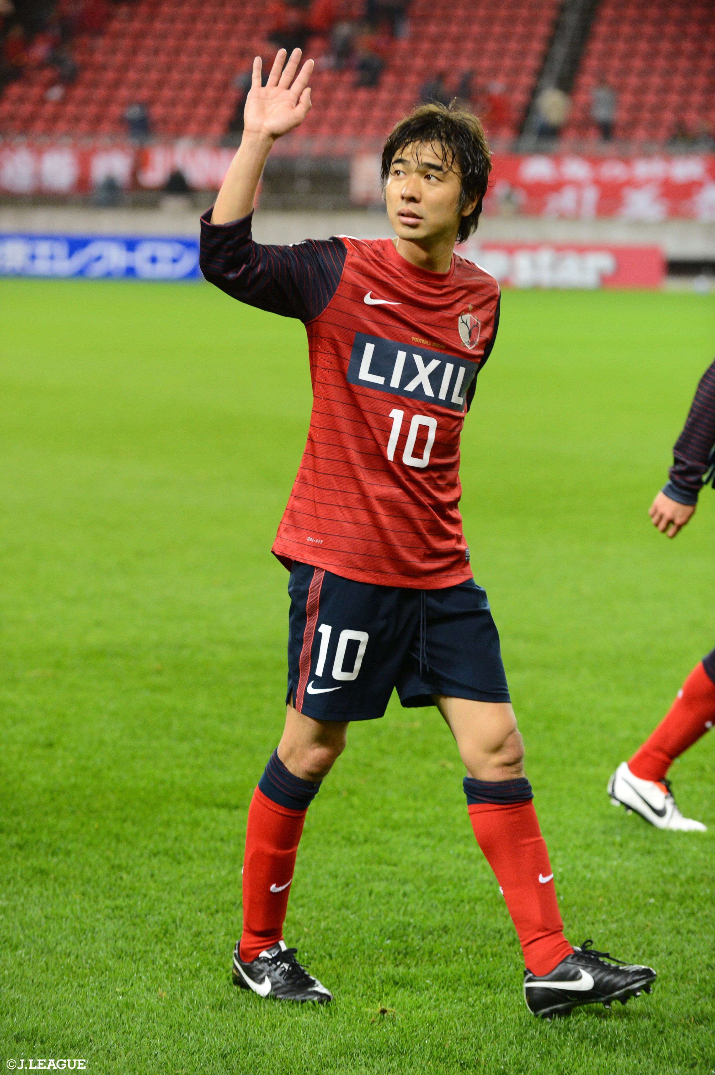 ｊリーグ 日本プロサッカーリーグ Happy Birthday 本日 6月日は クランタン ユナイテッドfc 本山雅志 選手の42歳の誕生日です 本山選手 おめでとうございます ｊリーグ T Co Qqdsjysuny Twitter