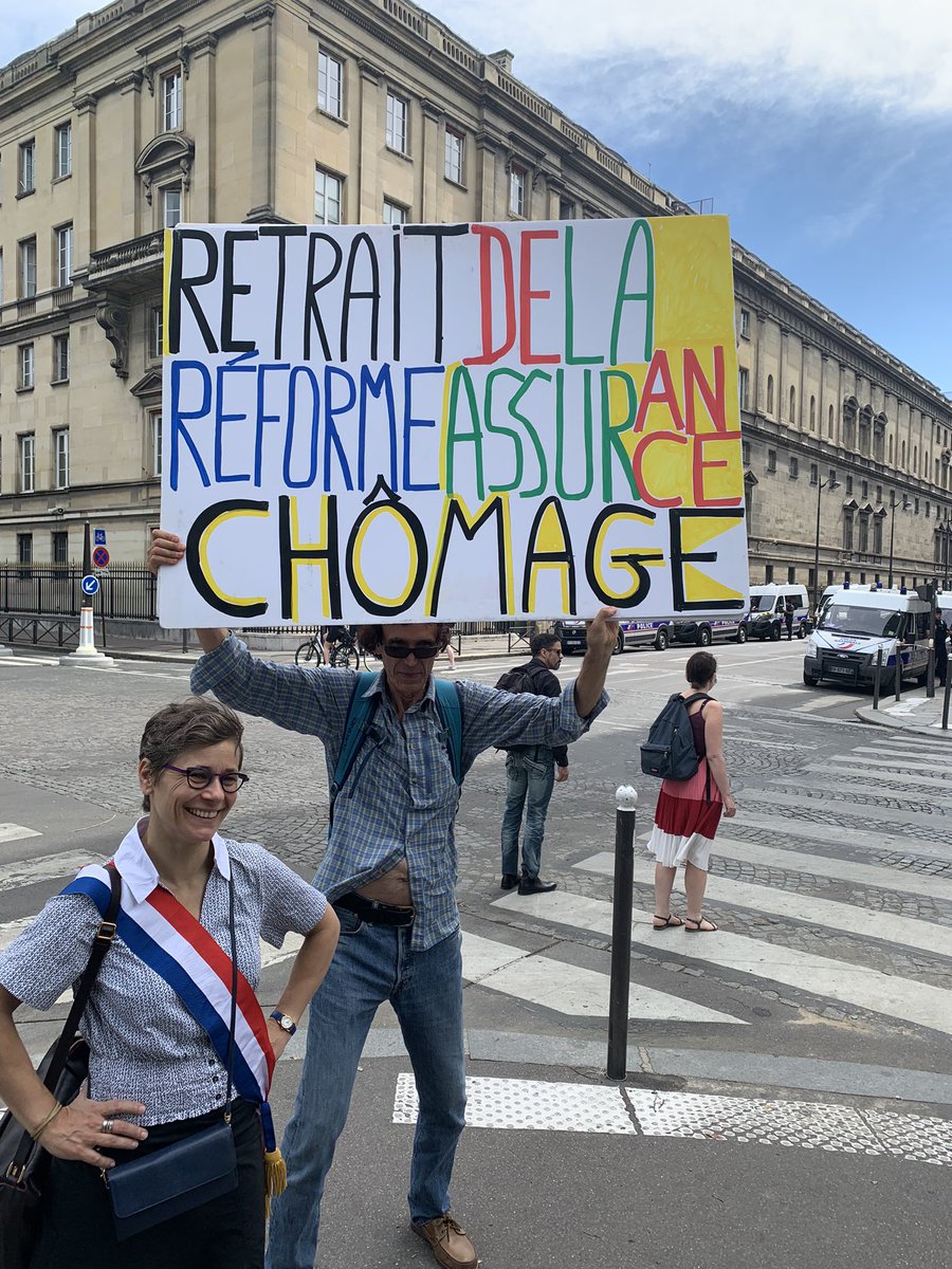 En direct de la manif contre la réforme de l’assurance chômage #soutienppl 
<a href="/Voltuan/">Voltuan-Redde</a> <a href="/STaillePolian/">Sophie Taillé-Polian</a>