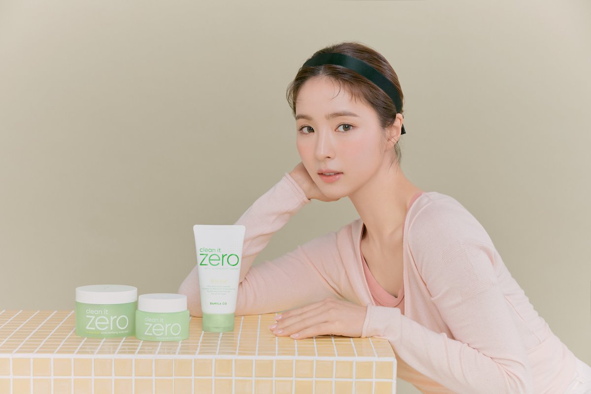 Take the best care of your body, mind, and skin.🌿

#CLEANITZERO
#PORECLARIFYING#BANILACO