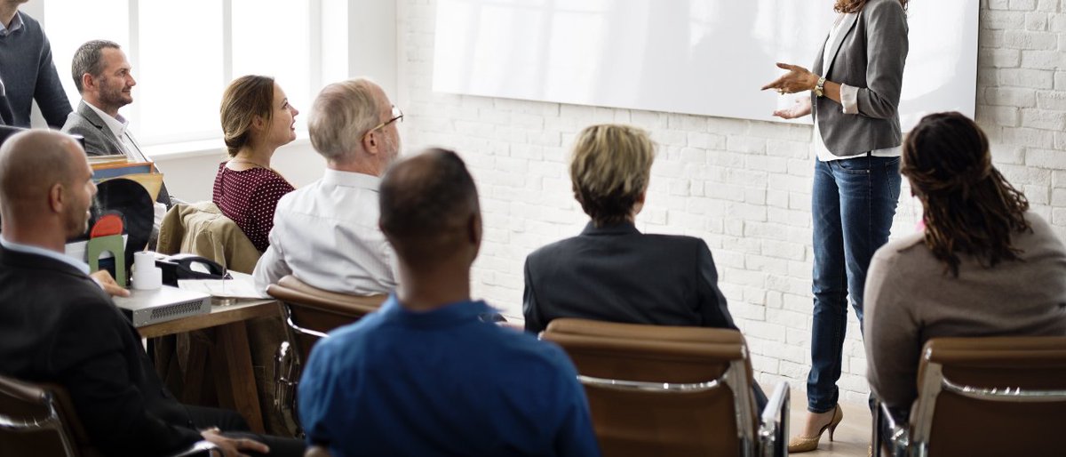 [Formation Continue]
✔Développer vos compétences ?
✔Changer de métier
✔Entamer une reconversion professionnelle ?
Si nous parlions ensemble de vos projets ?
➡ supdevente-essym.fr/formation-cont…
#formationcontinue #vae
