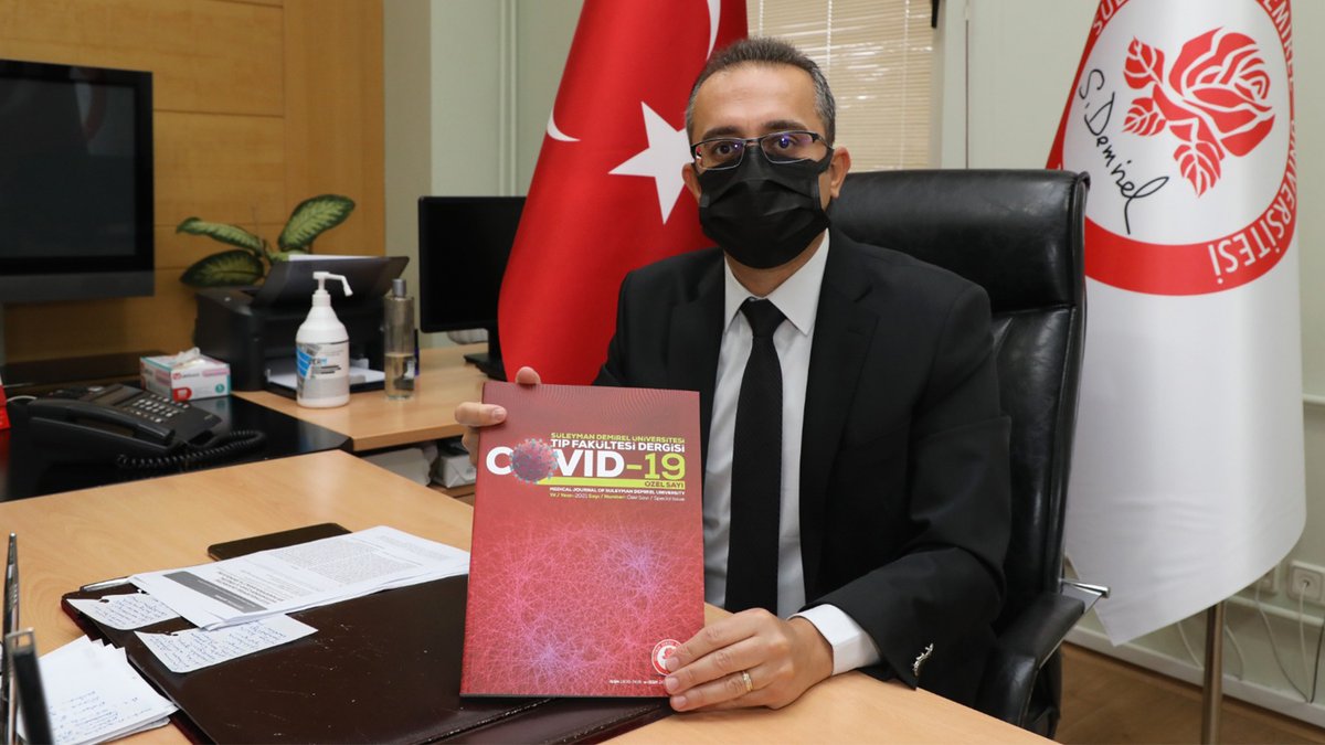 Başhekim Prof. Dr. Rasih Yazkan: “Koronavirüsü Hafife Almayın, Aşıda Tereddüt Etmeyin”

Tıp Fakültesi Dergisinin COVID-19 Özel Sayısı yayımlandı. Derginin içeriği hakkında bilgi veren SDÜ Hastanesi Başhekimi Prof. Dr. Yazkan'ın açıklamaları için 👇
link.sdu.edu.tr/lVxKkXNH