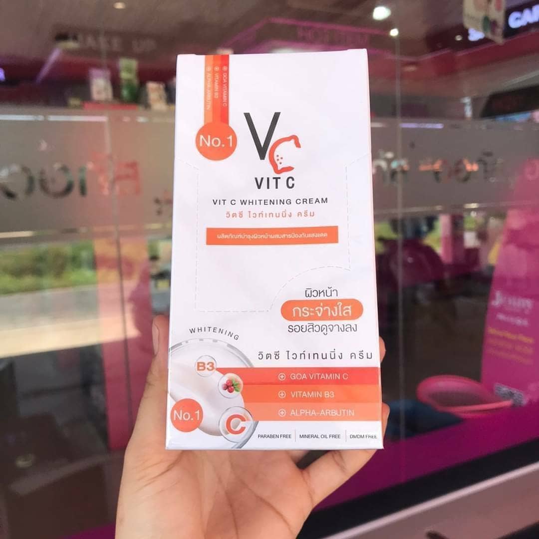 makeupchilli's tweet photo. 💰ซองละ 55 บาท
💰กล่องละ 450 บาท #มี 10 ซอง
🐰💜 VC Vit C Whitening Cream #ครีมบำรุงผิวหน้า อ่อนโยนต่อผิว เกลี่ยง่าย ไม่อุดตัน ผิวแพ้ง่ายก็สามารถใช้ได้ ไม่เป็น
🐻วิธีใช้ : ใช้ทาบำรุงผิวหน้าเป็นประจำ เช้า-เย็น
#ครีมบำรุงผิว #vcvitc #ครีมหน้าใส https://t.co/4PNMPLMVf7