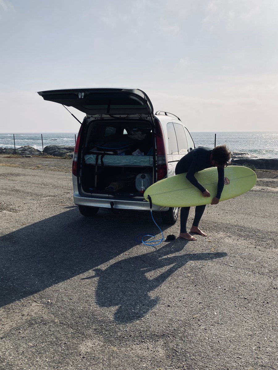 Honeysurfboards's tweet image. Vida surfera! Segundo baño con la Round Pin y seguimos muy contentos! 🔥🤙mucha remada, rápida como un 🚀 y 100% maniobrable! #surfboards #retrosurf encarga la tuya online @TheSurfMarket #surfgalicia #surfing