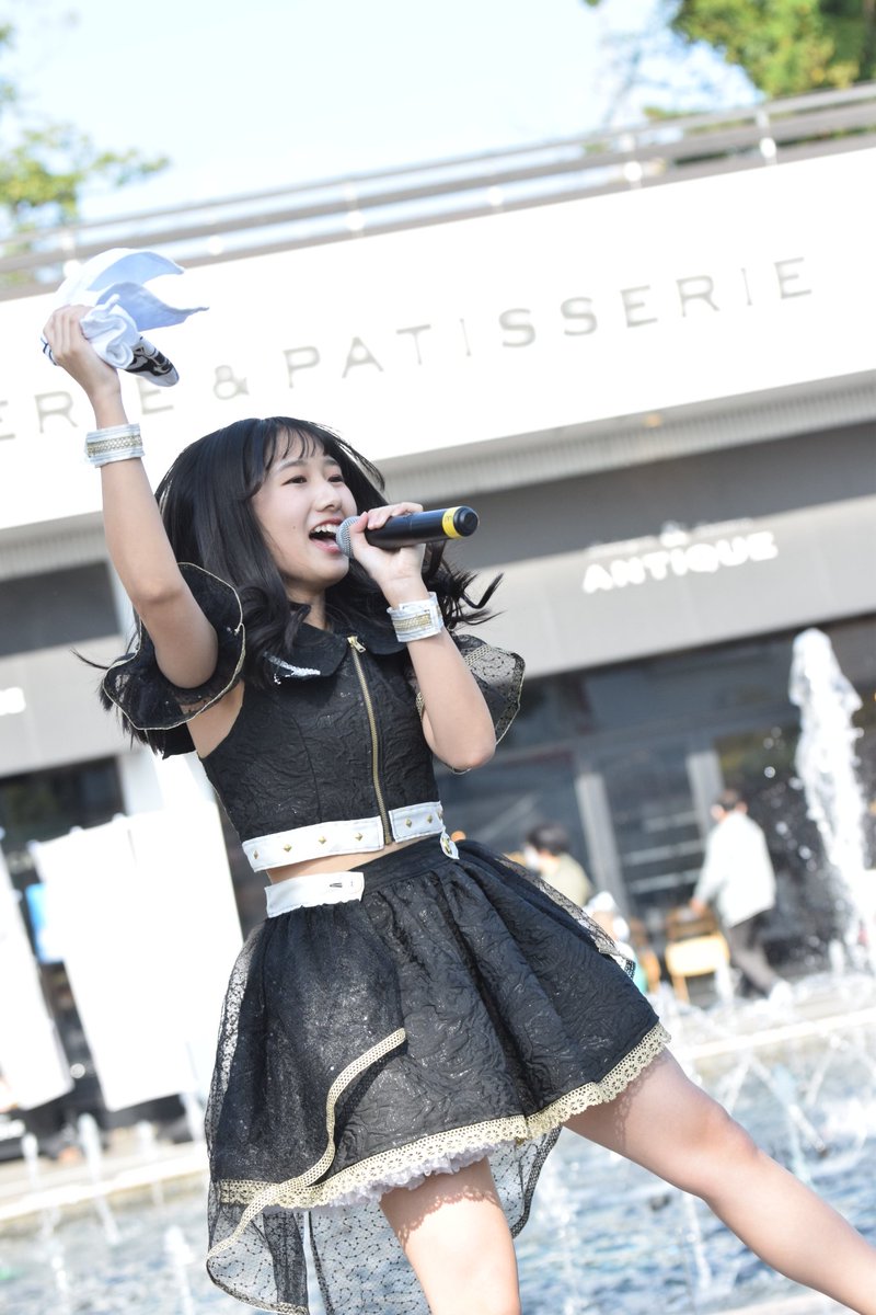 kazmetal4's tweet photo. Maker's Pier SPECIAL IDOL LIVE at. メイカーズビア噴水横特設ステージ
ACR*0̸ 花村りの
#アクロ #ACR0 https://t.co/cm5PPdekn2