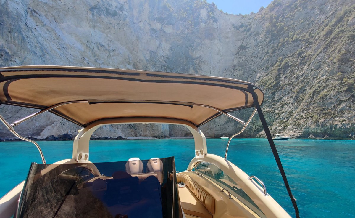crypto_thai's tweet photo. Office for Today 🚤🌅 https://t.co/wsH8TFGMEZ