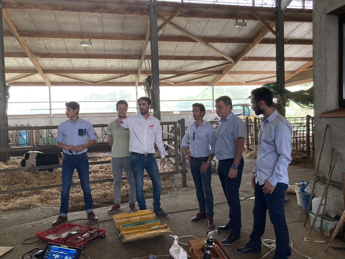 ElanOccitan's tweet photo. J’ai signé la charte régionale des Jeunes Agriculteurs d’Occitanie (@JAOccitanie) au côté de @PaulSavignac et @JJBolzan

L’accompagnement et le soutien aux agriculteurs est un des points importants de notre programme (à retrouver ici) 👉 https://t.co/cLH42EitsI https://t.co/vEsP5d5MCT