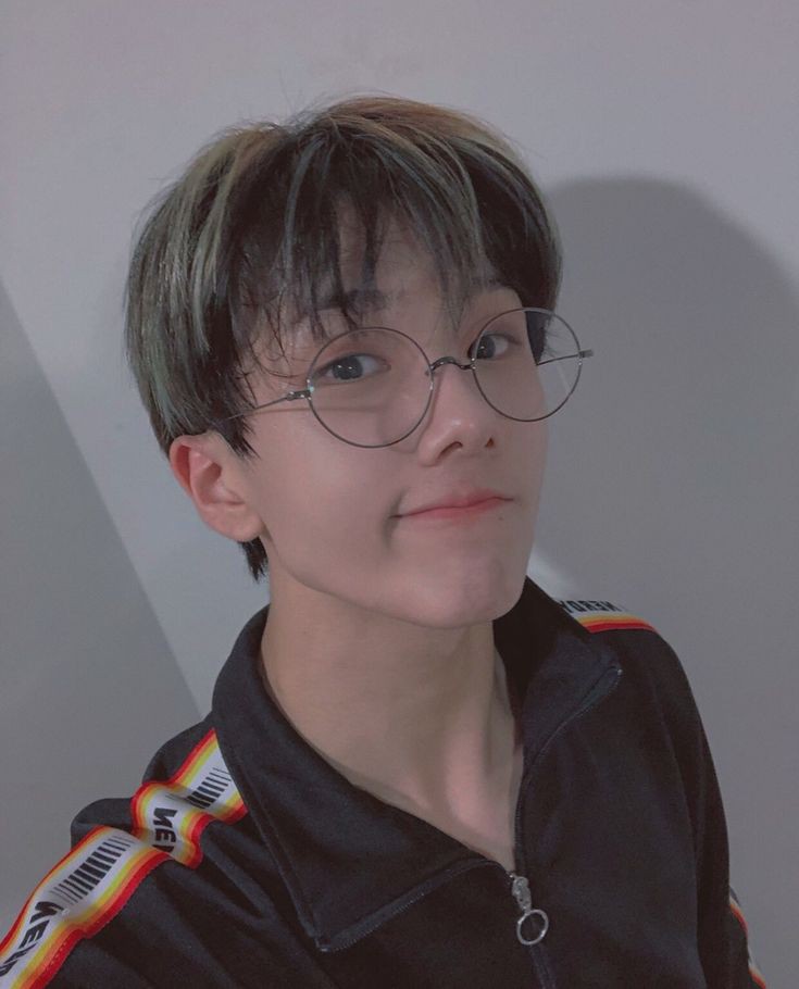 New acc ni. Mutualan kiw, bantu rt/like makasih, fmbt dm aja

#roleplayerindonesia #roleplayer #roleplayerindo #roleplayertwt #rpindonesia