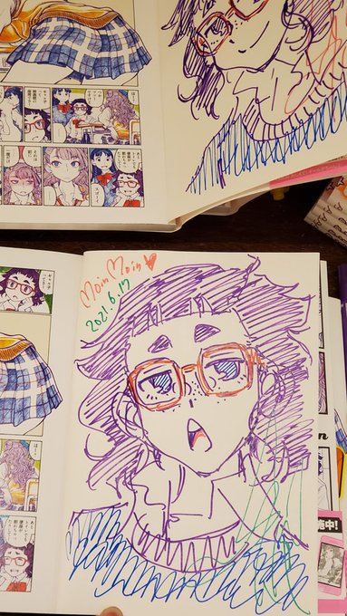 あ! あとサイン本も取り扱ってもらいます。40冊くらい描いてきた。よろしくね。 #moinmoin2展 