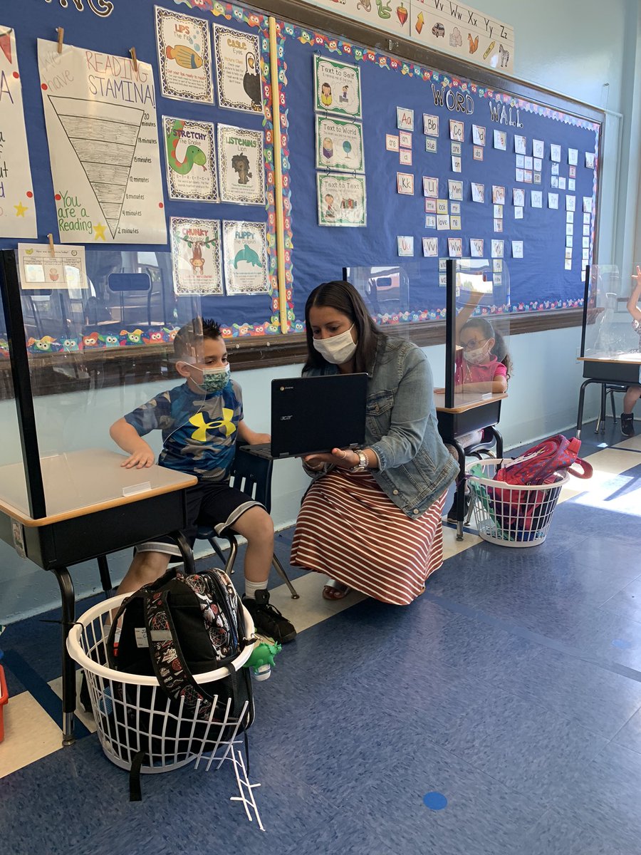 Thank you, first graders and @biancacip for teaching us all about first grade! Our kinders are super excited! 🎓😊👍🏼<a href="/jmcgahan31/">Julie McGahan✌🌏⚓</a> <a href="/LucilleMcAssey/">Lucille McAssey</a>