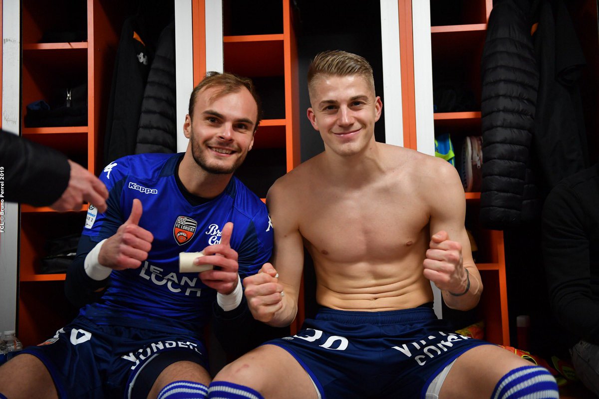 PaulNardi's tweet photo. @FCLorient @StadeBriochin @MaxPattier Bonne continuation frero @MaxPattier @FCLorient https://t.co/HYCkFj0ik1