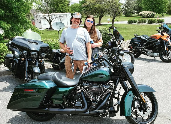 Classic Harley Congratulations Todd And Shana On Your New 21 Flhrxs Road King Special In Custom Color Snake Venom Harleydavidson Chdofreading Touring Bagger Flhr Flhrxs Roadking Roadkingspecial Customcolor Snakevenom