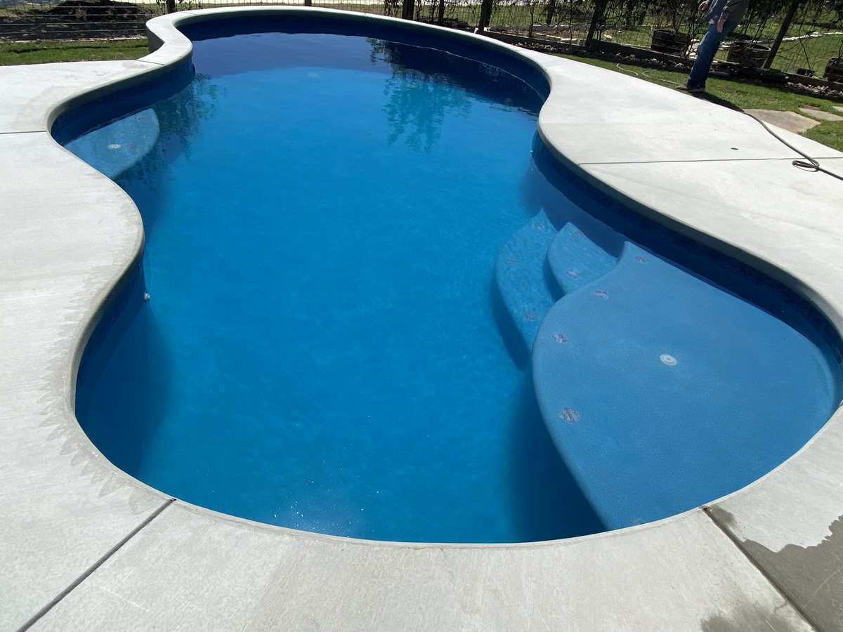 _vacationoasis_'s tweet photo. Think Less, Swim More! #oasis #backyard #summer2021 https://t.co/yBzKfjdizz