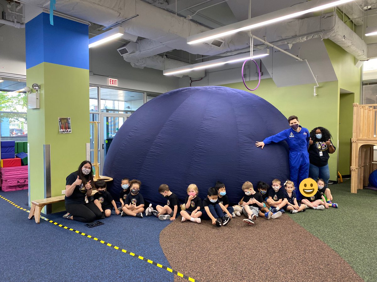 BISCLincolnPark's tweet image. The @BISCLPNursery #HelpfulHedgehogs had a spectacular space experience inside the BISC-LP planetarium! #SpaceCamp2021 #ExitPoint
#NordAngliaEducation @NAEducation @PrincipalPearce
