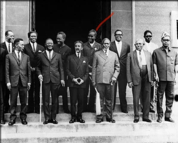 HonourableMedia's tweet photo. BREAKING NEWS

KENNETH KAUNDA🇿🇲ZAMBIA's Liberation Leader,Founding Father and First President has DIED at the Age of 97 in a Hospital at Lusaka where he was being treated for Pneumonia since Monday.He was among the last Independence Leaders of Africa Alive.
#KennethKaunda #RIPKK https://t.co/L4xePxF99r